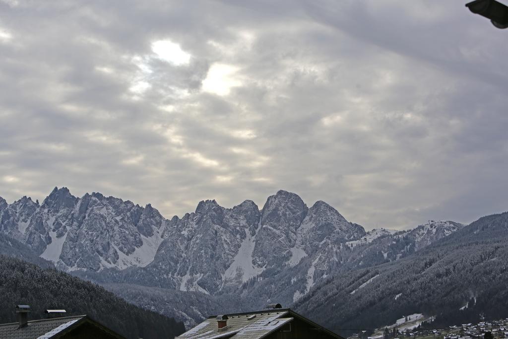 Zeilner Dachstein Apartment Gosau Ruang foto